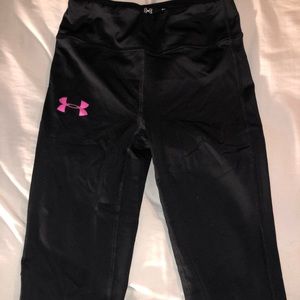 🇺🇸3/$10 Under Armour youth small fitted athletic pants
